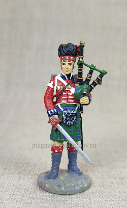 №61 - Волынщик 42-го Королевского шотландского полка («Черная стража») британской армии