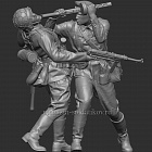 Сборная фигура из смолы Схватка автоматчика РККА с фельдфебелем пехоты Вермахта. Лето 1941-42, 1:35, SOGA miniatures (SM 3016) (SM 3016)