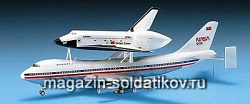 Сборная модель из пластика Космический корабль «Шаттл»+ B-747 1:288 Академия
