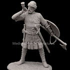 Сборная миниатюра из смолы Русский дружинник XIII век 75 мм (1:24) Medieval Forge Miniatures (C-75-112) (C-75-112)