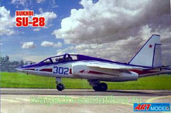 Сборная модель из пластика Сухой Су-28 Советский тренеровочный самолет (1:72) Art Model