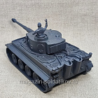 German Tiger tank (gray w/insignia), CTS703C 1:32 ClassicToySoldiers, 1997 год выпуска (Q540-0113) (Q540-0113)