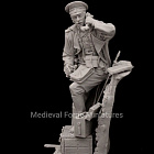 Сборная миниатюра из смолы Русский офицер 75 мм (1:24) Medieval Forge Miniatures (C-75-113) (C-75-113)