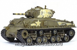 Масштабная модель в сборе и окраске Д Танк M4A3 (105mm) HVSS 713th Tank Battalion, Okinawa 1945 (1/72) Dragon (60315) (60315)