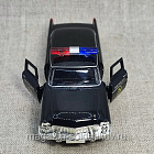 Масштабная модель в сборе и окраске Q540-0098 Модель автомобиля коллекционная Газ 13 Чайка (милиция) 1/43 Autotime