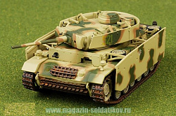 Масштабная модель в сборе и окраске Танк PANZER III AUSF.M Totekopf Div., Kursk 1943, Panzerstahl (88026) (88026)