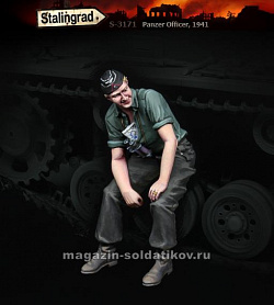 Сборная фигура из смолы Немецкий офицер танкового экипажа 1/35, Stalingrad