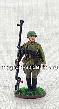 Наводчик ПТРД младший сержант пехоты РККА, 1943-45 гг., 54 мм - фото