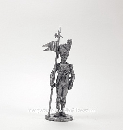 Миниатюра из олова Старший сержант-2-й орлоносец 7-го легкого полка, Франция, 1809 г. 54 мм EK Castings