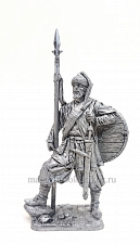 Миниатюра из олова 331. Варяжский дружинник с копьем. Русь, X век, 54 мм, EK Castings - фото