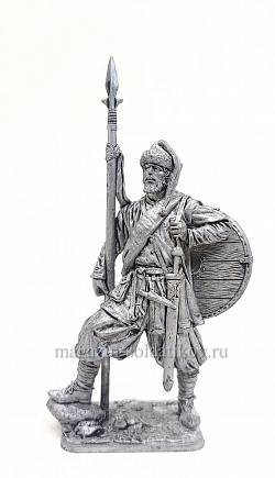 Миниатюра из олова 331. Варяжский дружинник с копьем. Русь, X век, 54 мм, EK Castings
