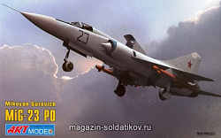 Сборная модель из пластика МиГ-23ПД Советский перехватчик (1/72) Art Model