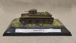 Масштабная модель в сборе и окраске Модель в боксе танк БТ-2 1/72 (Q208-124) (Q208-124)