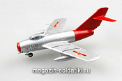 Масштабная модель в сборе и окраске Самолёт МиГ-15 «Красный Лис» (1:72) Easy Model - фото