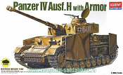 13233 /1327 Немецкий танк Pz-IV H with armor (1:35) Академия