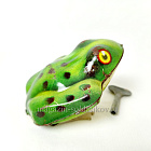 Лягушка жестяная заводная с ключиком (704-1057) (704-1057)
