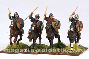 Сборные фигуры из металла Набор миниатюр Carolingian Mounted Hearthguard, 28 мм, Gripping Beast (SAGA) - фото