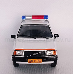 - Volvo 343 Полиция Голландии   1/43 (ПММ062) (ПММ062)