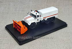 Модель в боксе ДЭ-210 (ЗИЛ-131) (208-160) (208-160)