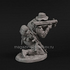 Сборная миниатюра из смолы Солнцепек. Боец огневой поддержки спецназа, 1/16, Красная Наковальня (RA-1604) (RA-1604)