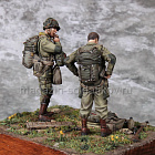 Сборная фигура из смолы SM 3637 1-ый Лейтенант и Парашютист 82-ой парашютной дивизии США, 1:35, SOGA miniatures