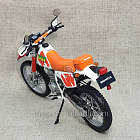 Масштабная модель в сборе и окраске Мотоцикл Honda XLR BAJA (MD22) 1991 1/12 (208-163) (208-163)