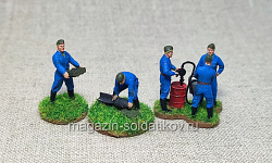 530-105 Советские техники (набор 5 шт.) 1/72 (530-105 н5шт) (530-105 н5шт)