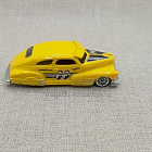 CHEVROLET Chevy Fleetline (1947), yellow 1/64 Hot Wheels (QGM-102) (QGM-102)