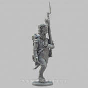 Сборная миниатюра из смолы Гренадер в шапке, идущий, Франция 1806-1813 гг, 28 мм, Аванпост - фото