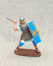 Римский воин с гладиусом - фото