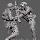 Сборная фигура из смолы Схватка сержанта РККА с солдатом Вермахта. 1941-42 г., 1:35, SOGA miniatures (SM 3012) (SM 3012)