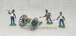 Солдатики из пластика в росписи Французская пушка с расчетом, набор - 4 шт., Italeri (Q566-069) (Q566-069)