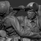 Сборная фигура из смолы Схватка автоматчика РККА с фельдфебелем пехоты Вермахта. Лето 1941-42, 1:35, SOGA miniatures (SM 3016) (SM 3016)