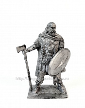 Миниатюра из олова Знатный галльский воин - фото
