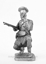 Миниатюра из олова 459 РТ Лифляндский стрелок, 1812 г. на колене, 54 мм, Ратник - фото