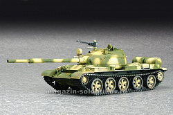 Сборная модель из пластика Русский танк Т-62 мод.1972, 1:72 Трумпетер
