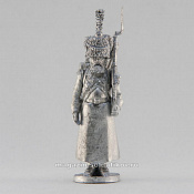 Сборная миниатюра из металла Сапер легкой пехоты, стоящий, Франция, 28 мм, Аванпост - фото