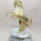 Фигура из бронзы Статуэтка из бронзы «Конь на дыбах» на подставке из мрамора (096-323) (096-323)