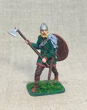 Викинг с топором 54 мм - фото