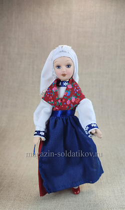 Кукла в словенском женском костюме №89