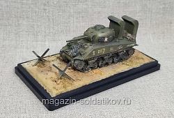 Модель в боксе M4A3E8 Sherman с устройством для преодоления брода 1/72 (208-171) (208-171)