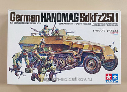 35020 German Hanomag Sd.Kfz. 251/1 плюс пехота 1/35 Tamiya (Q007-396) (Q007-396)
