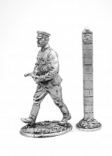 Миниатюра из олова 245 РТ Пограничник со столбом, 54 мм, Ратник - фото