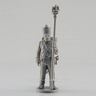 Сборная миниатюра из смолы Орлоносец-сержант в бою, Франция, 28 мм, Аванпост