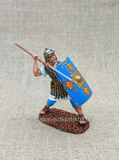 Римский воин с гладиусом - фото