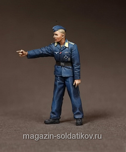 Сборная фигура из смолы SM 35109 Фельдфебель немецких парашютистов. 1939-1945, 1:35, SOGA miniatures