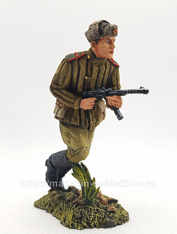 Миниатюра в росписи Ефрейтор РККА с ППС, 1944-1945 гг., 54 мм (НФ0188.14.01.54) (НФ0188.14.01.54)