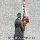 Миниатюра из олова Подпрапорщик с полковым знаменем 1916 г., 54 мм, Студия Большой полк (ИЛ2742.13.02.54) (ИЛ2742.13.02.54)