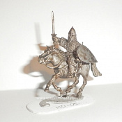 Дружинник с мечом, 28 мм Varang Miniatures - фото