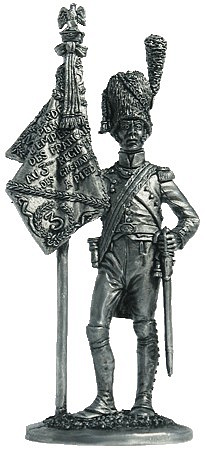 Миниатюра из металла 038. Орлоносец 3-го полка пеших гренадер гвардии, Франция 1812 г. EK Castings